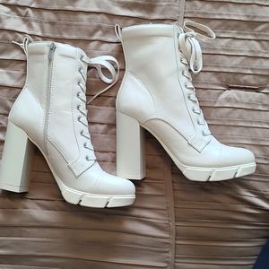 Size 10 heels / boots Cream white